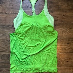 Lululemon workout top size 8